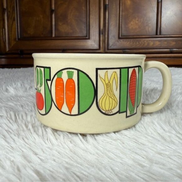 Vintage Set of 4 Vegetable Soup Bowl Stoneware Mugs - Picture 10 of 14